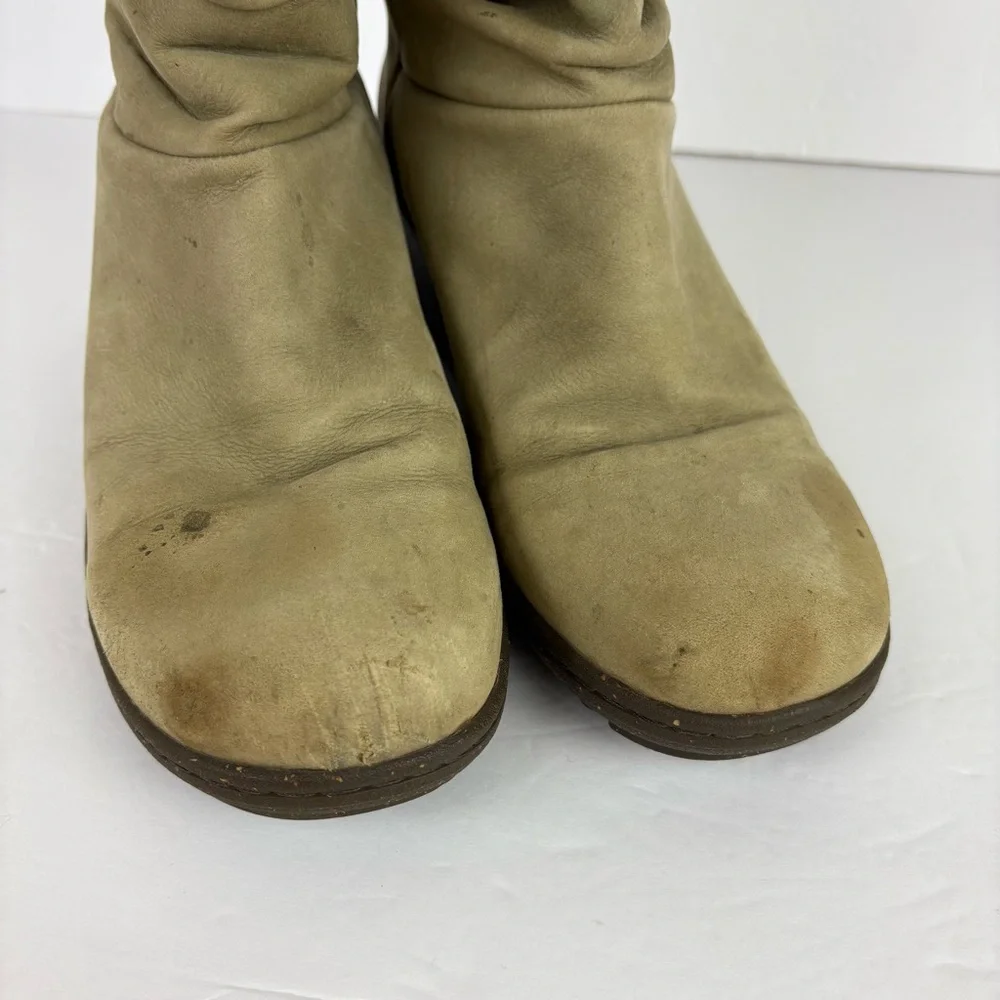 Keen Akita Leather Mid Calf Slouchy Wedge Pull On Boots in Light Green